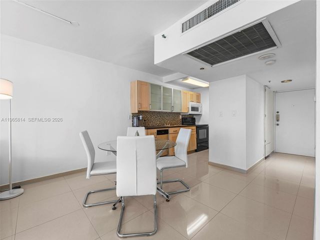 100 Lincoln Rd 417, Miami Beach, FL 33139