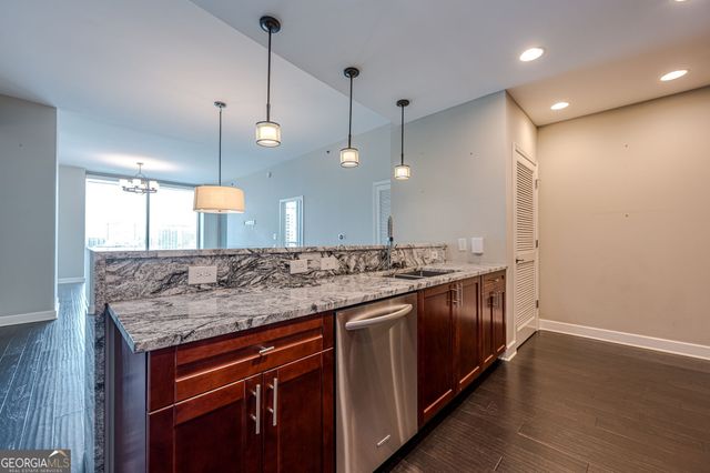 2795 Peachtree Road NE 1507, Atlanta, GA 30305