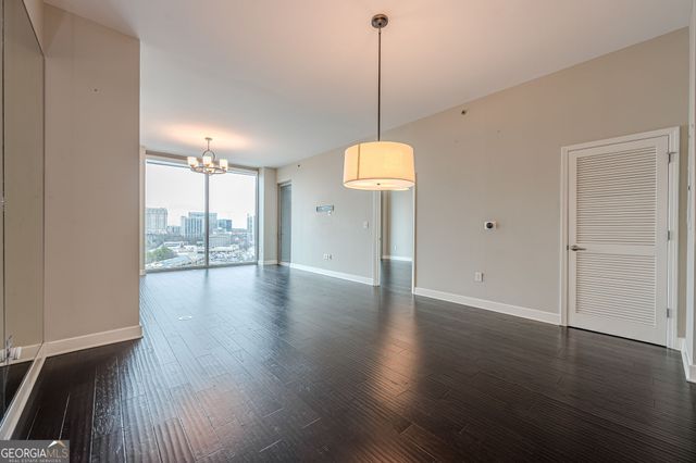 2795 Peachtree Road NE 1507, Atlanta, GA 30305