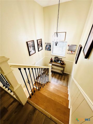 1904 N Hoover Avenue, Cameron, TX 76520