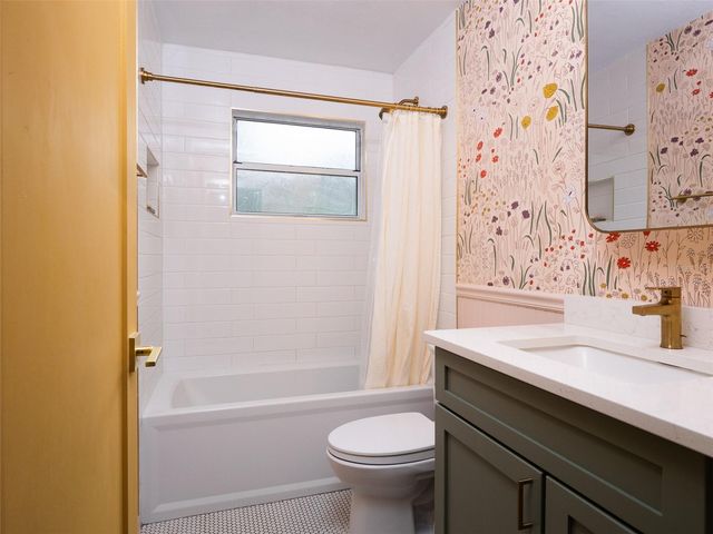 5213 SW 94TH STREET, Gainesville, FL 32608
