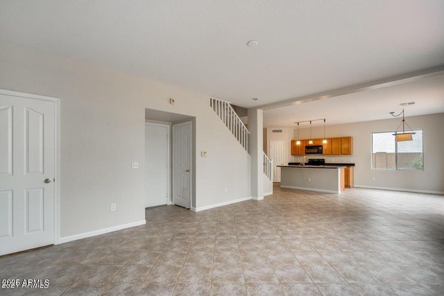 7265 W GARDENIA Avenue, Glendale, AZ 85303