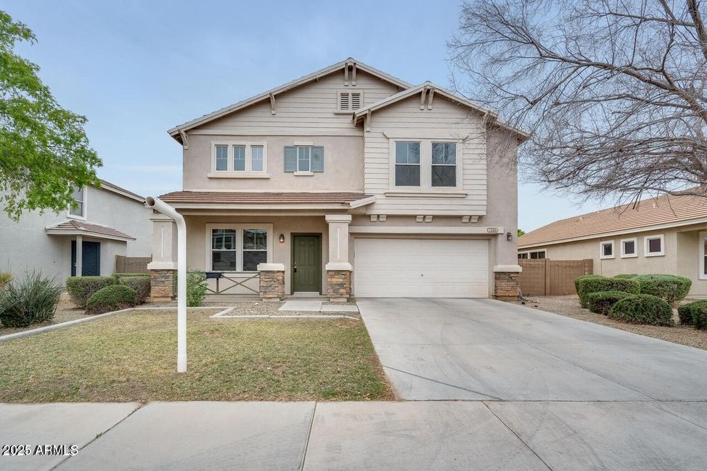 7265 W GARDENIA Avenue, Glendale, AZ 85303