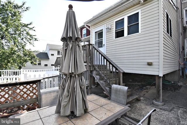 64 DIAMOND ST, Souderton, PA 18964