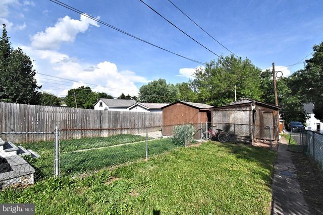 64 DIAMOND ST, Souderton, PA 18964