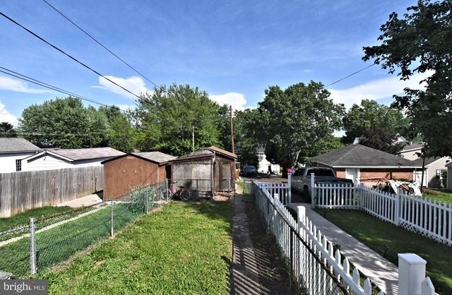 64 DIAMOND ST, Souderton, PA 18964