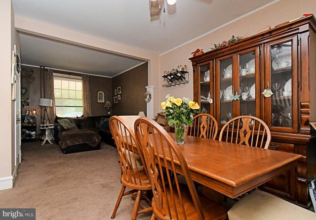 64 DIAMOND ST, Souderton, PA 18964