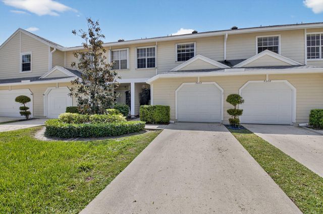 5282 Sapphire Valley, Boca Raton, FL 33486