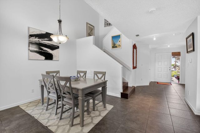 5282 Sapphire Valley, Boca Raton, FL 33486