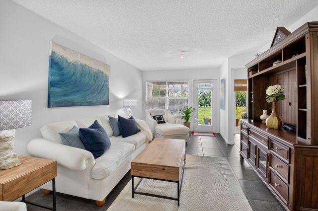 5282 Sapphire Valley, Boca Raton, FL 33486