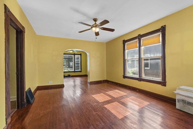 847 SHAWANO AVENUE, Green Bay, WI 54303