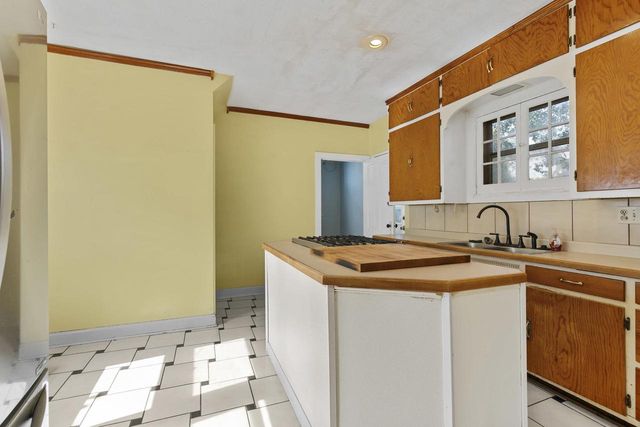 847 SHAWANO AVENUE, Green Bay, WI 54303