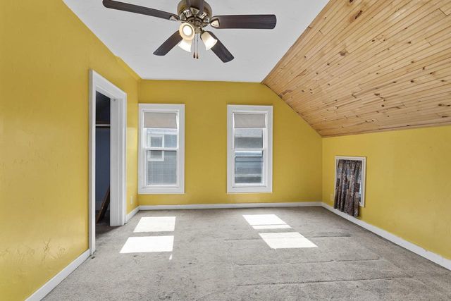 847 SHAWANO AVENUE, Green Bay, WI 54303
