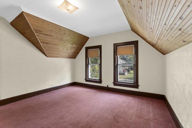 847 SHAWANO AVENUE, Green Bay, WI 54303