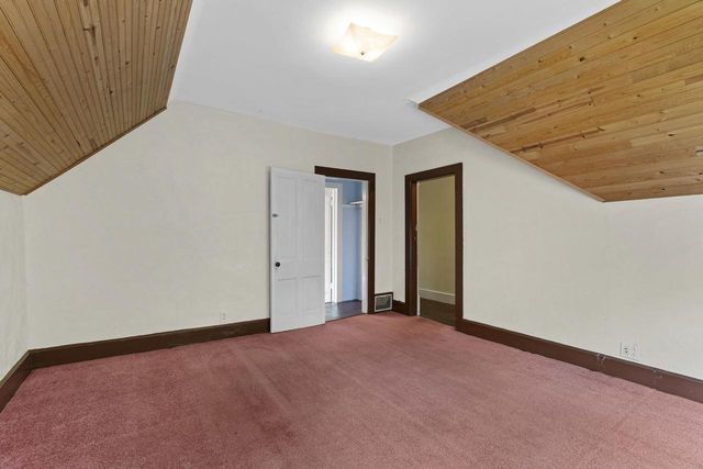847 SHAWANO AVENUE, Green Bay, WI 54303