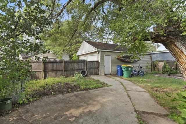 847 SHAWANO AVENUE, Green Bay, WI 54303