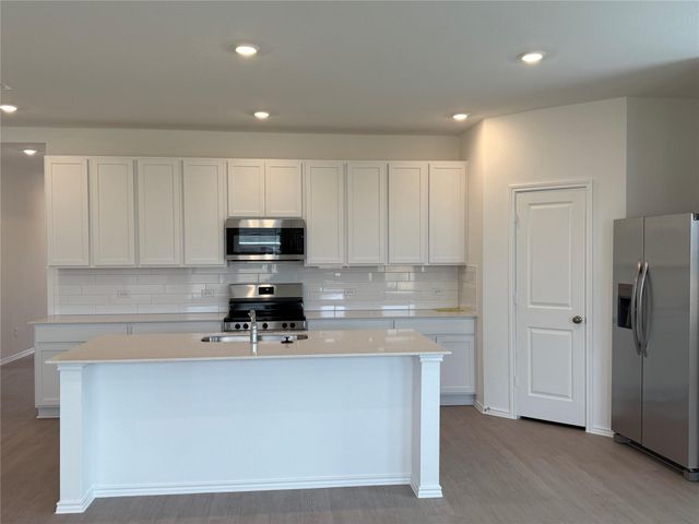 106 Tall Timbers TRL, Bertram, TX 78605