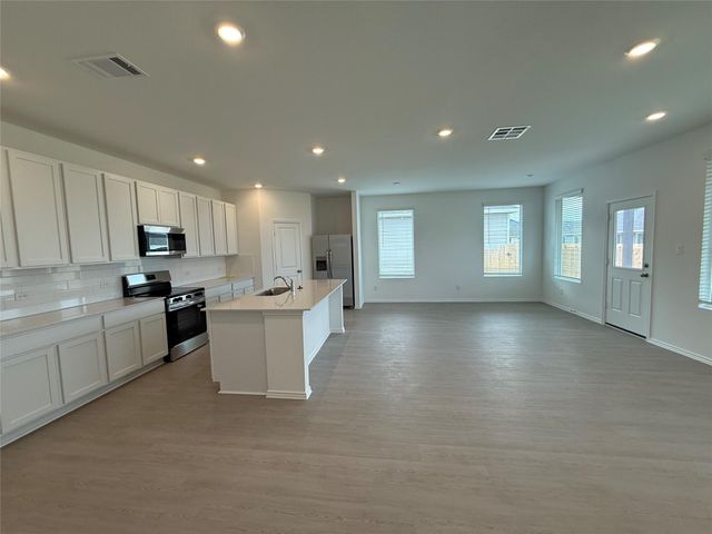 106 Tall Timbers TRL, Bertram, TX 78605