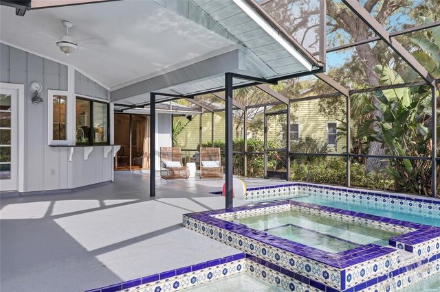 4301 BRACKENWOOD COURT, Sarasota, FL 34232