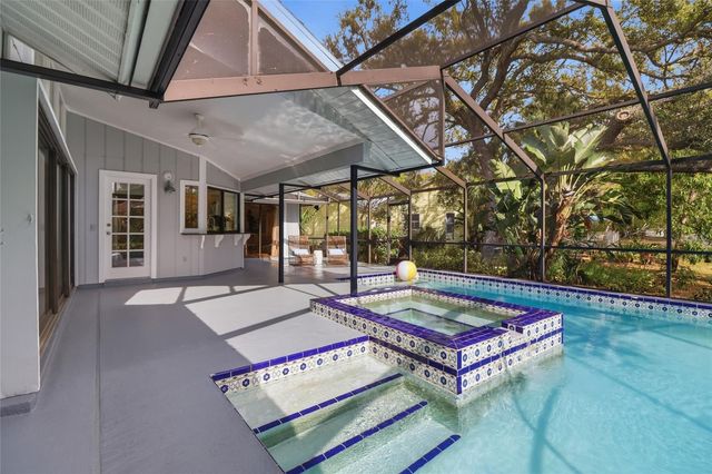 4301 BRACKENWOOD COURT, Sarasota, FL 34232