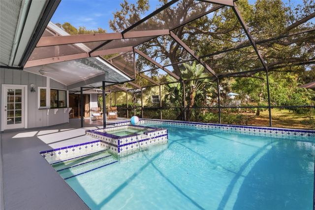 4301 BRACKENWOOD COURT, Sarasota, FL 34232