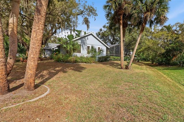 4301 BRACKENWOOD COURT, Sarasota, FL 34232