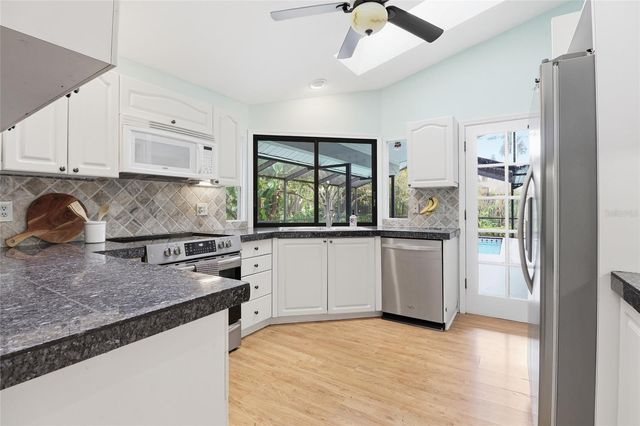 4301 BRACKENWOOD COURT, Sarasota, FL 34232