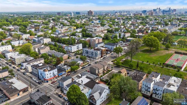 286-290 16th Avenue, Newark, NJ 07103