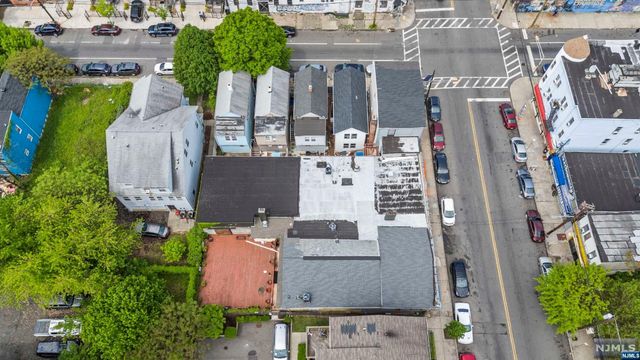 286-290 16th Avenue, Newark, NJ 07103