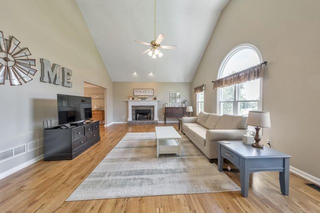 79 Riverstone Way, Jasper, GA 30143