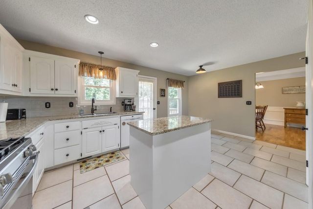 79 Riverstone Way, Jasper, GA 30143