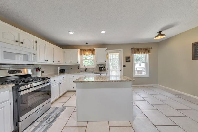79 Riverstone Way, Jasper, GA 30143