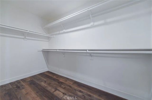 6016 W Beachwood Ln, Los Angeles, CA 90038