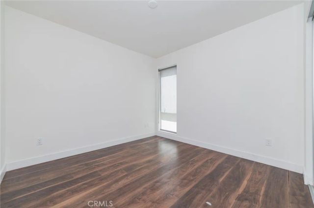 6016 W Beachwood Ln, Los Angeles, CA 90038