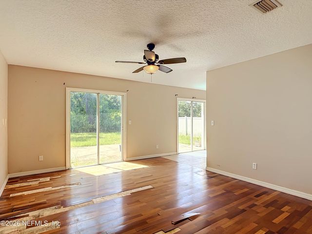 121 WHIPPOORWILL Drive, Palm Coast, FL 32164