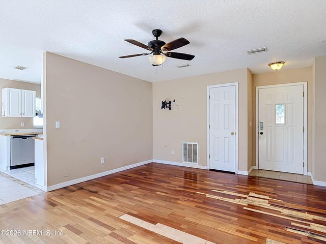 121 WHIPPOORWILL Drive, Palm Coast, FL 32164