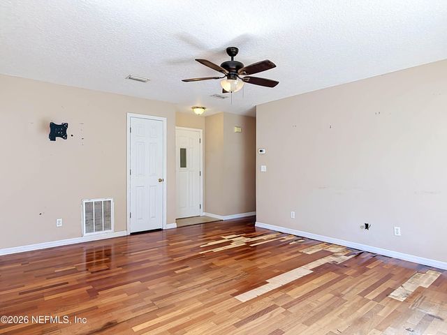 121 WHIPPOORWILL Drive, Palm Coast, FL 32164