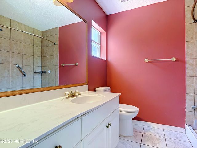 121 WHIPPOORWILL Drive, Palm Coast, FL 32164