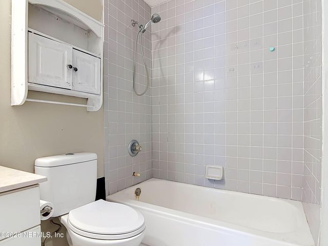 121 WHIPPOORWILL Drive, Palm Coast, FL 32164