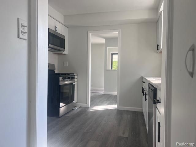 534 Nevada Avenue, Pontiac, MI 48341