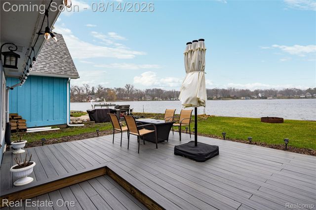 4262 Flynn, Highland Charter Township, MI 48356