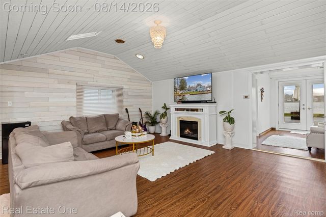 4262 Flynn, Highland Charter Township, MI 48356