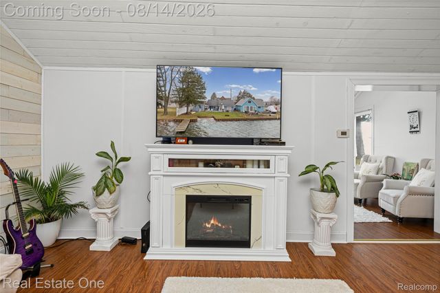 4262 Flynn, Highland Charter Township, MI 48356