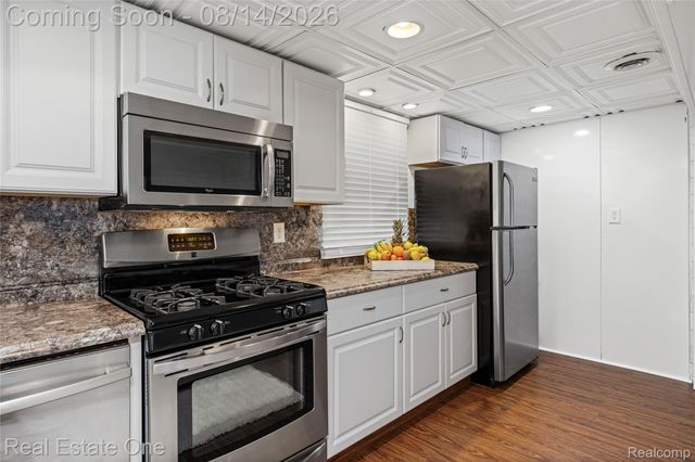 4262 Flynn, Highland Charter Township, MI 48356