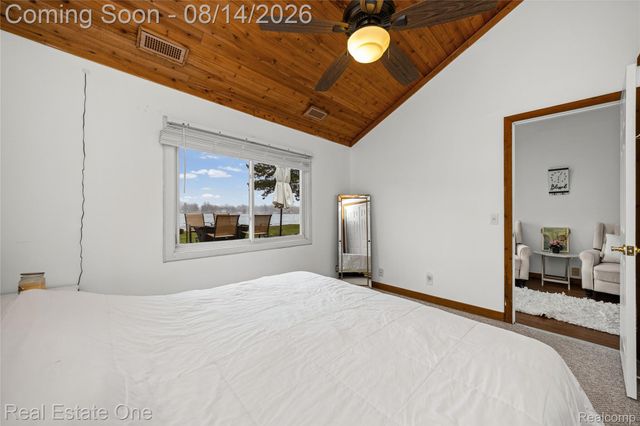 4262 Flynn, Highland Charter Township, MI 48356