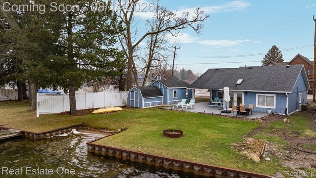 4262 Flynn, Highland Charter Township, MI 48356