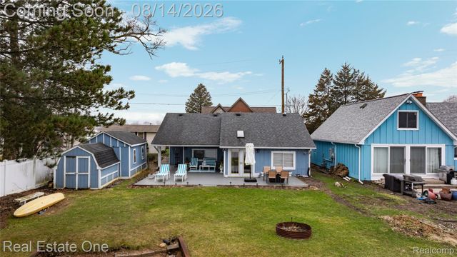 4262 Flynn, Highland Charter Township, MI 48356
