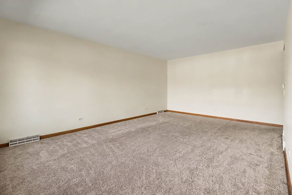 504 E Butterfield Road, Elmhurst, IL 60126 — photo 3