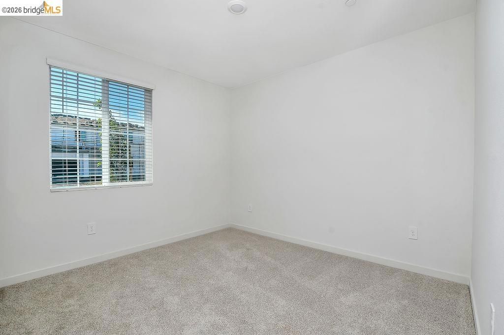 Image 11 of property listing at 516 Spruce Way, Oakley, CA 94561