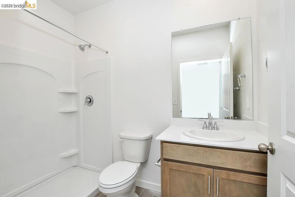 Image 13 of property listing at 516 Spruce Way, Oakley, CA 94561
